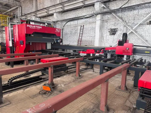 INDUSTREK Robotics robotic profile cutting line in Riga